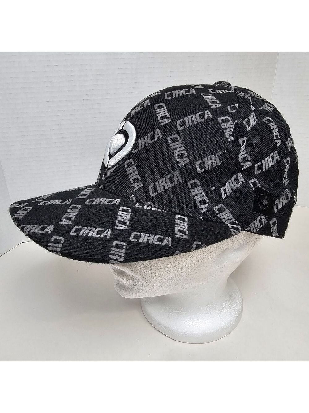 Circa Black and Gray Fitted Hat Size 7